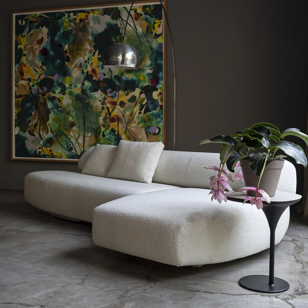 Gogan Sofa - Image 3