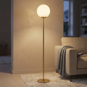 Gulvlampe med opalkule